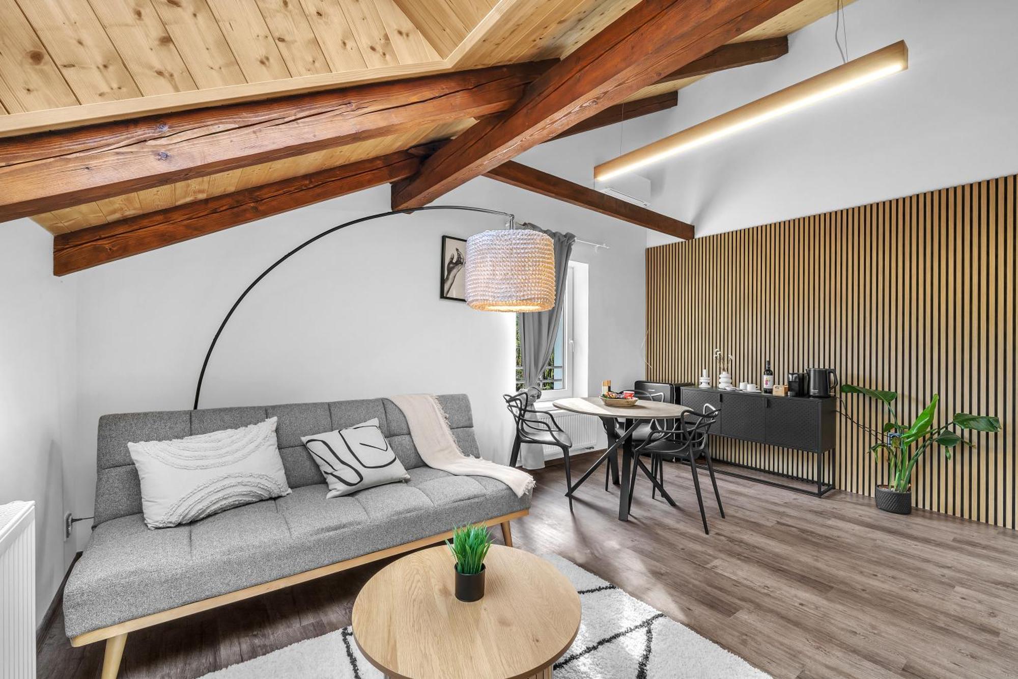 Hotel U Krale Jiriho Stráž pod Ralskem Esterno foto
